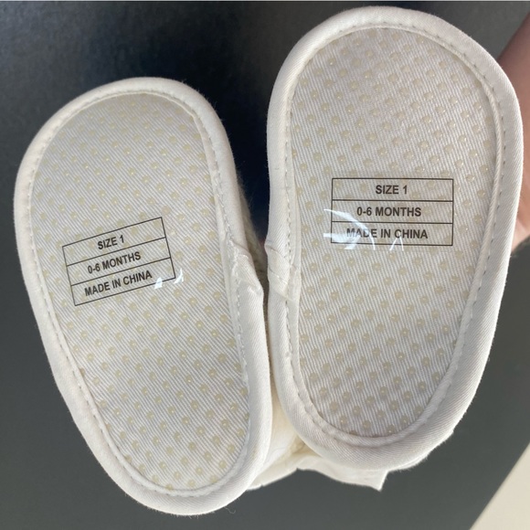 *NWT* Capelli Ivory Faux Fur Knit Baby Boots Size 1 (0-6 Months) - Picture 6 of 9